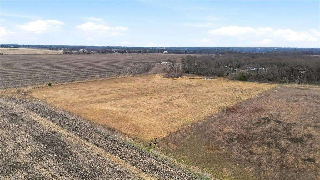 8.59 Acres of Land with Home for Sale in Van Alstyne, Texas