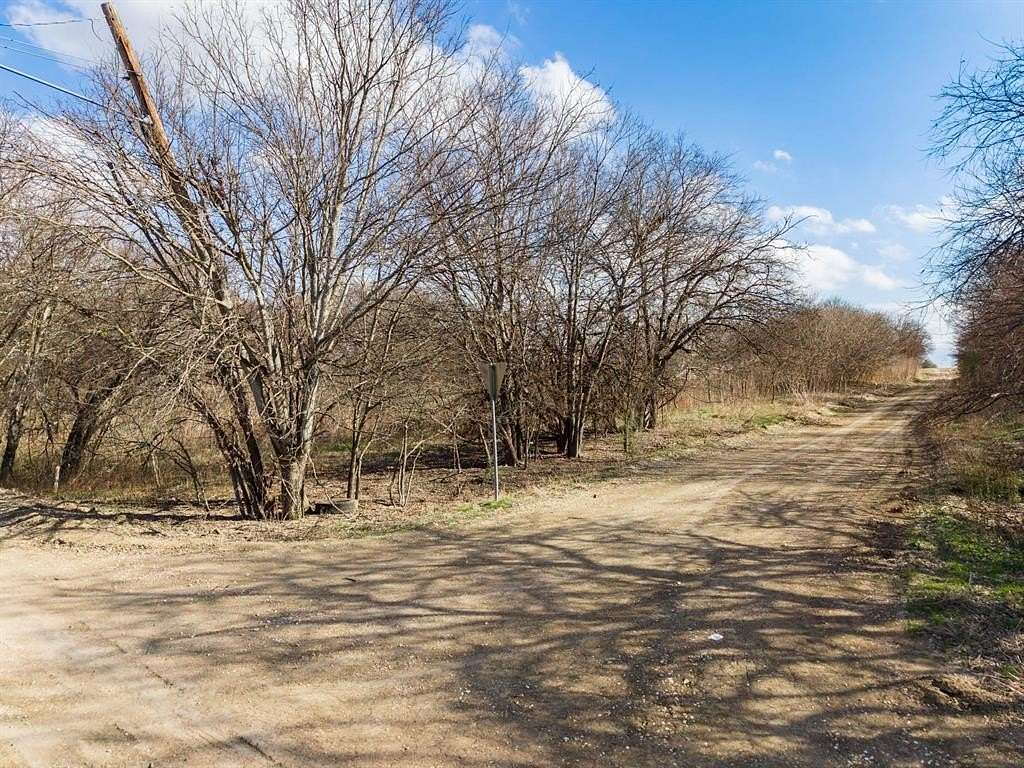 0.48 Acres of Residential Land for Sale in Hillsboro, Texas