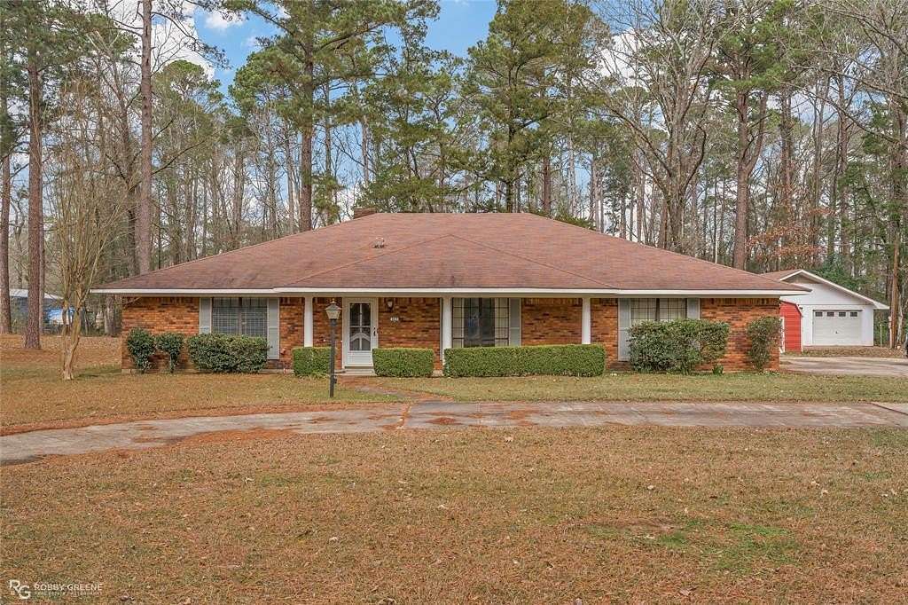 2.63 Acres of Residential Land with Home for Sale in Shreveport, Louisiana