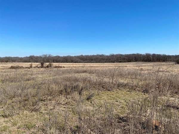 3.61 Acres of Land for Sale in Corsicana, Texas