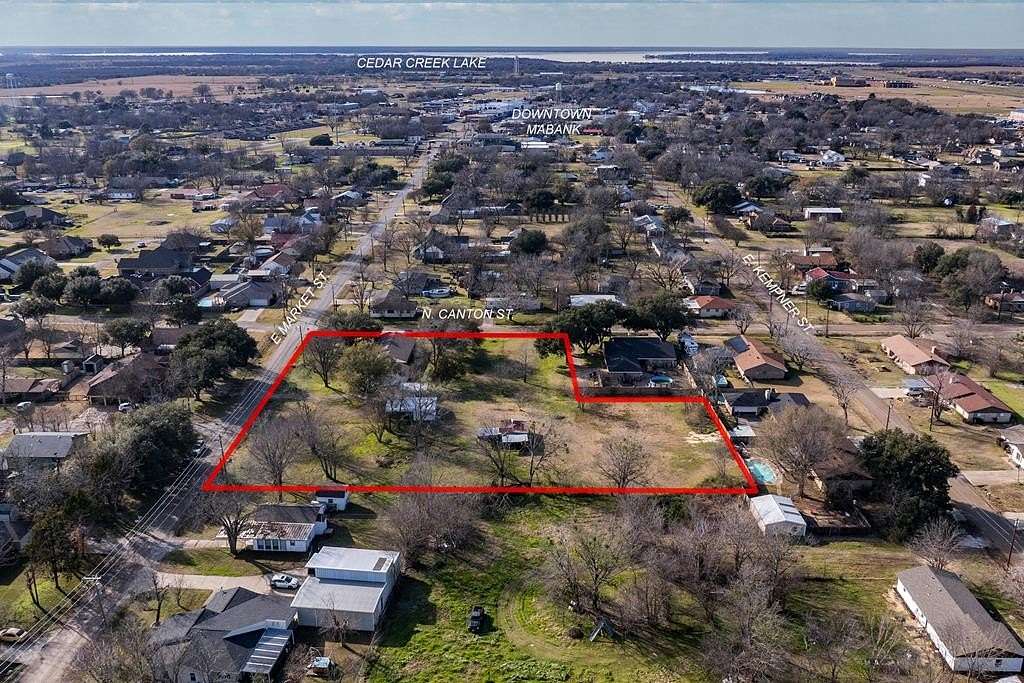 2 Acres of Residential Land with Home for Sale in Mabank, Texas