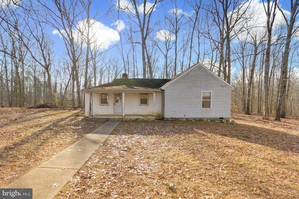 2 Acres of Residential Land with Home for Sale in Fredericksburg, Virginia