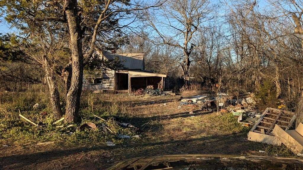 3 Acres of Residential Land with Home for Sale in Wellston, Oklahoma