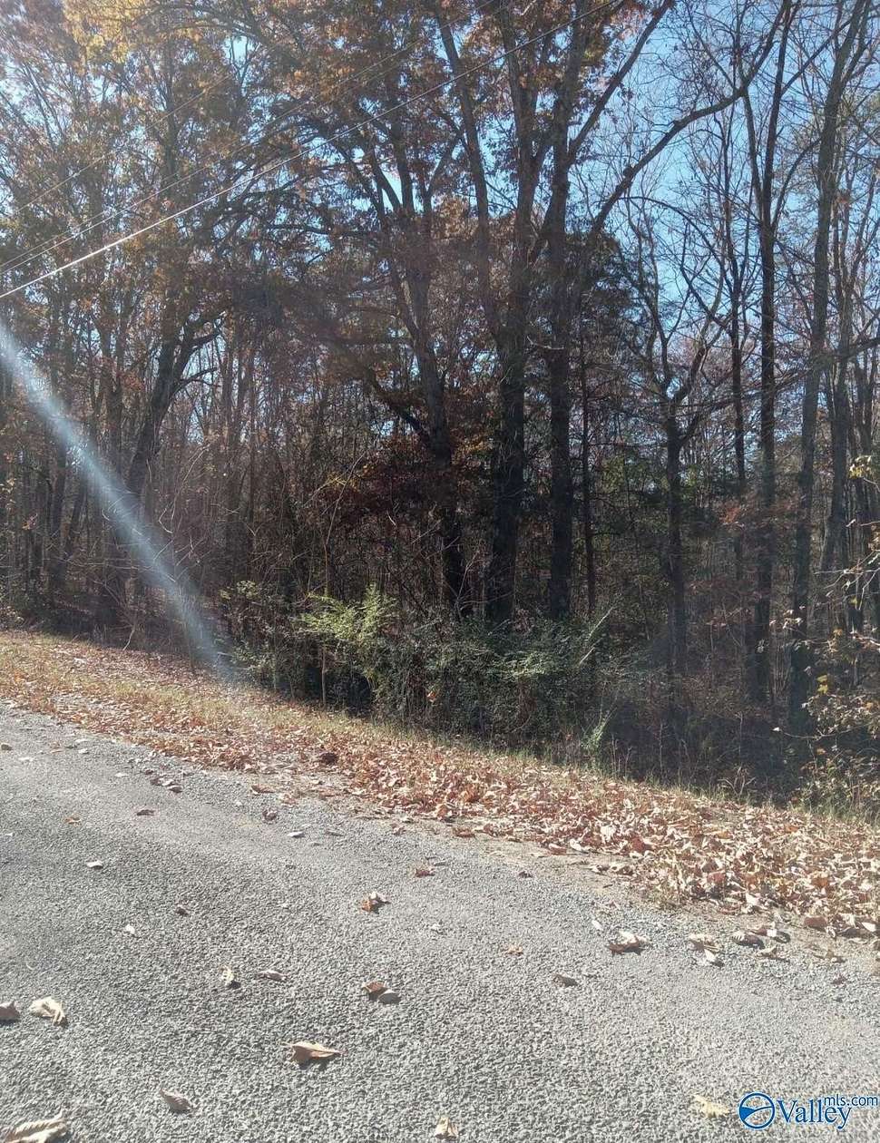 2 Acres of Land for Sale in Scottsboro, Alabama