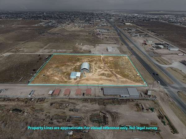 4.88 Acres of Improved Commercial Land for Sale in Seminole, Texas