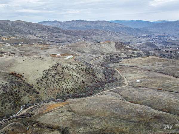 6 Acres of Residential Land for Sale in Horseshoe Bend, Idaho