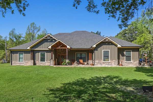 4.38 Acres of Land with Home for Sale in Marshall, Texas