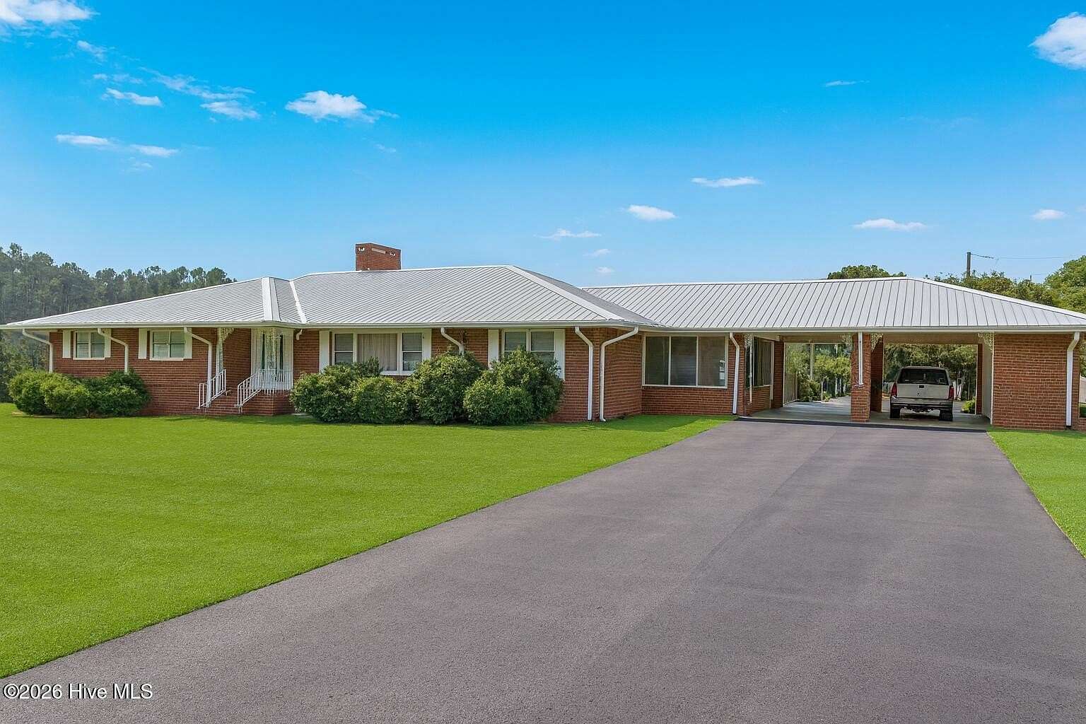 5.9 Acres of Residential Land with Home for Lease in Eagle Springs, North Carolina