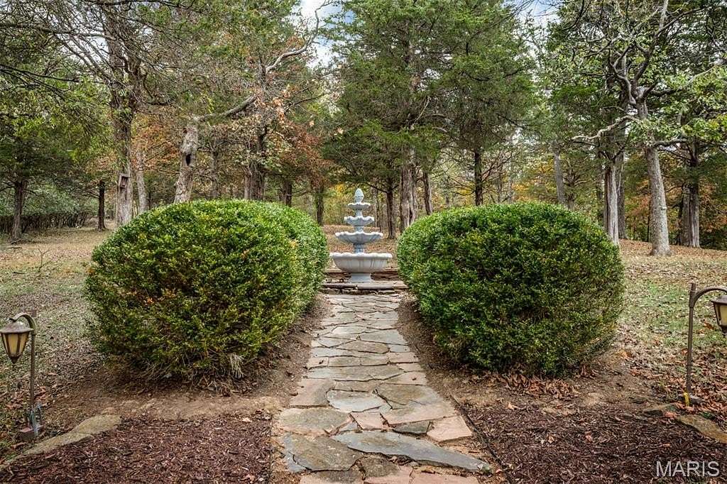 13.7 Acres of Land with Home for Sale in Eureka, Missouri