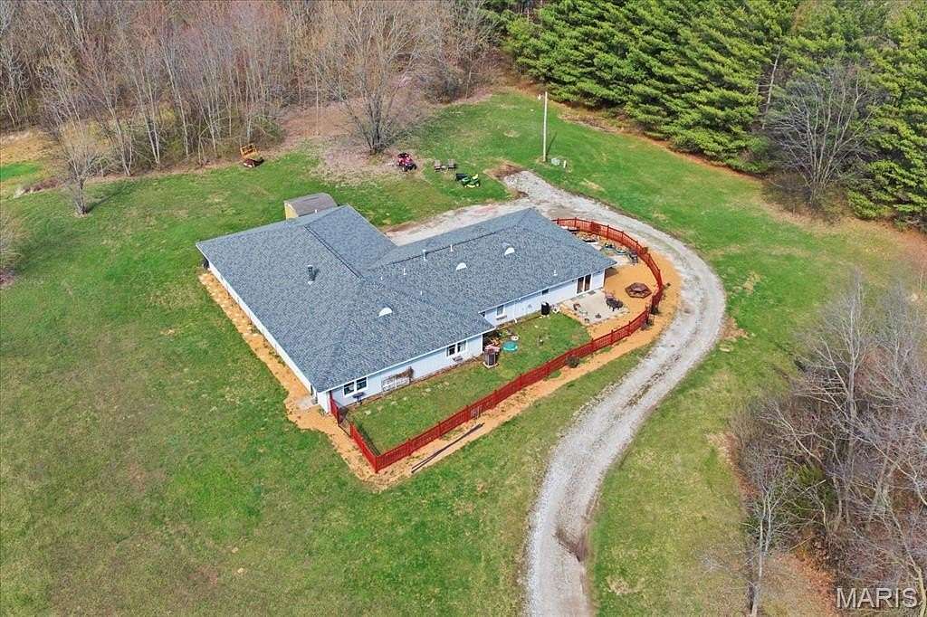 17.2 Acres of Land with Home for Sale in Fults, Illinois