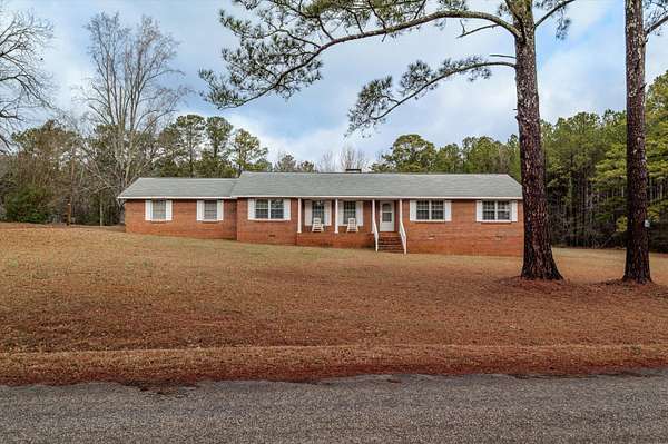5.5 Acres of Residential Land with Home for Sale in Edgefield, South Carolina