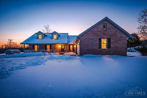 9 Acres of Residential Land with Home for Sale in Milford Township, Ohio