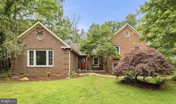 10.4 Acres of Land with Home for Sale in Warrenton, Virginia