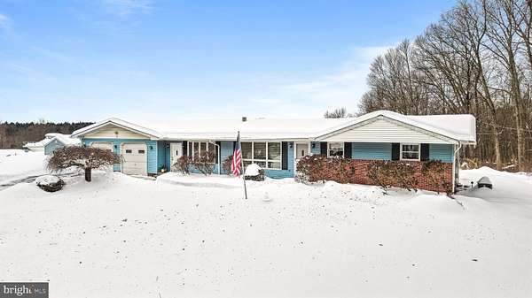 6.65 Acres of Residential Land with Home for Sale in Bartonsville, Pennsylvania