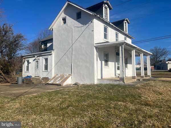 2.34 Acres of Residential Land with Home for Sale in Wilmington, Delaware