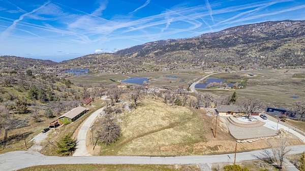 5.32 Acres of Residential Land for Sale in Tehachapi, California