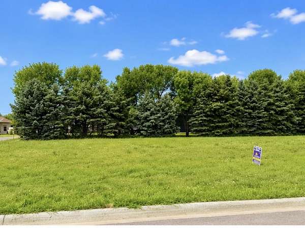 0.32 Acres of Residential Land for Sale in Aberdeen, South Dakota