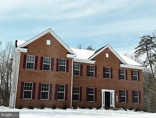 5.3 Acres of Residential Land with Home for Sale in Brandywine, Maryland