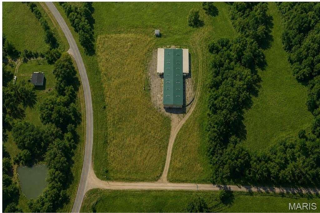 5 Acres of Commercial Land for Sale in Richland, Missouri