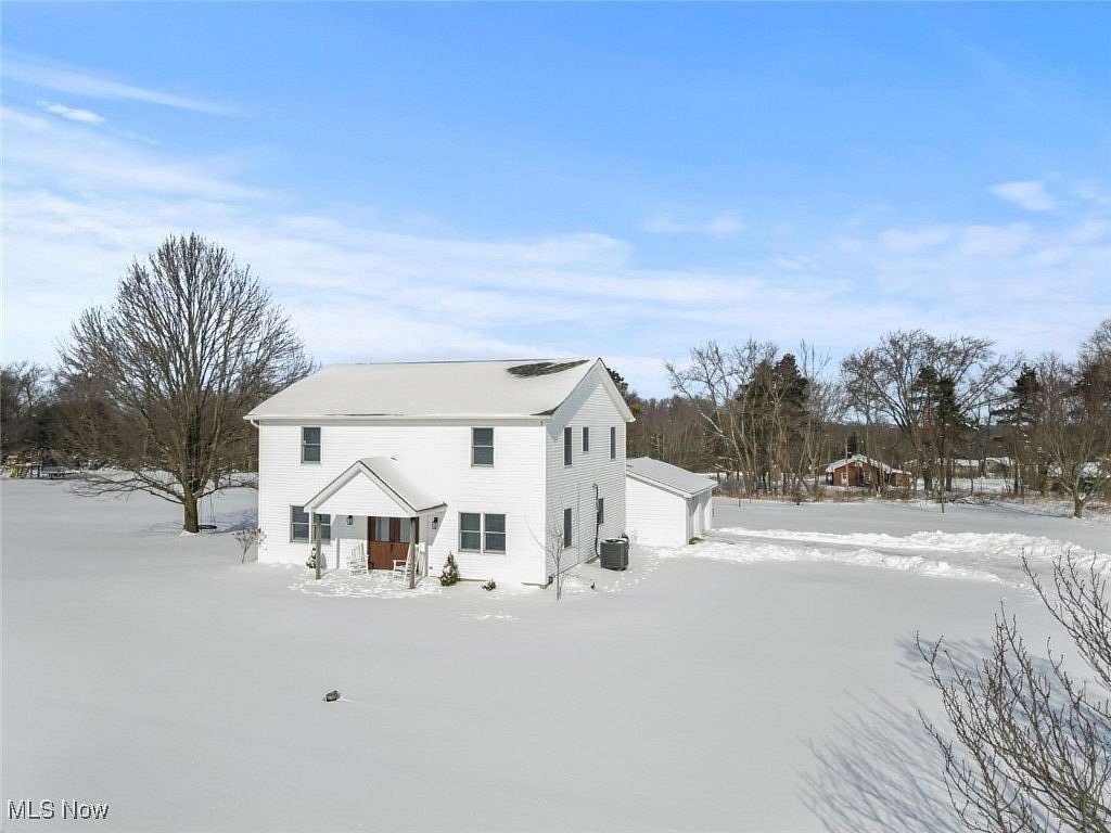 1.66 Acres of Residential Land with Home for Sale in Beloit, Ohio