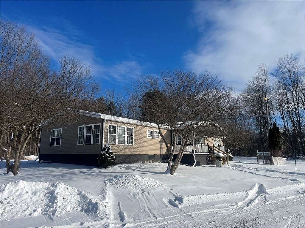 7 Acres of Residential Land with Home for Sale in Ithaca, New York