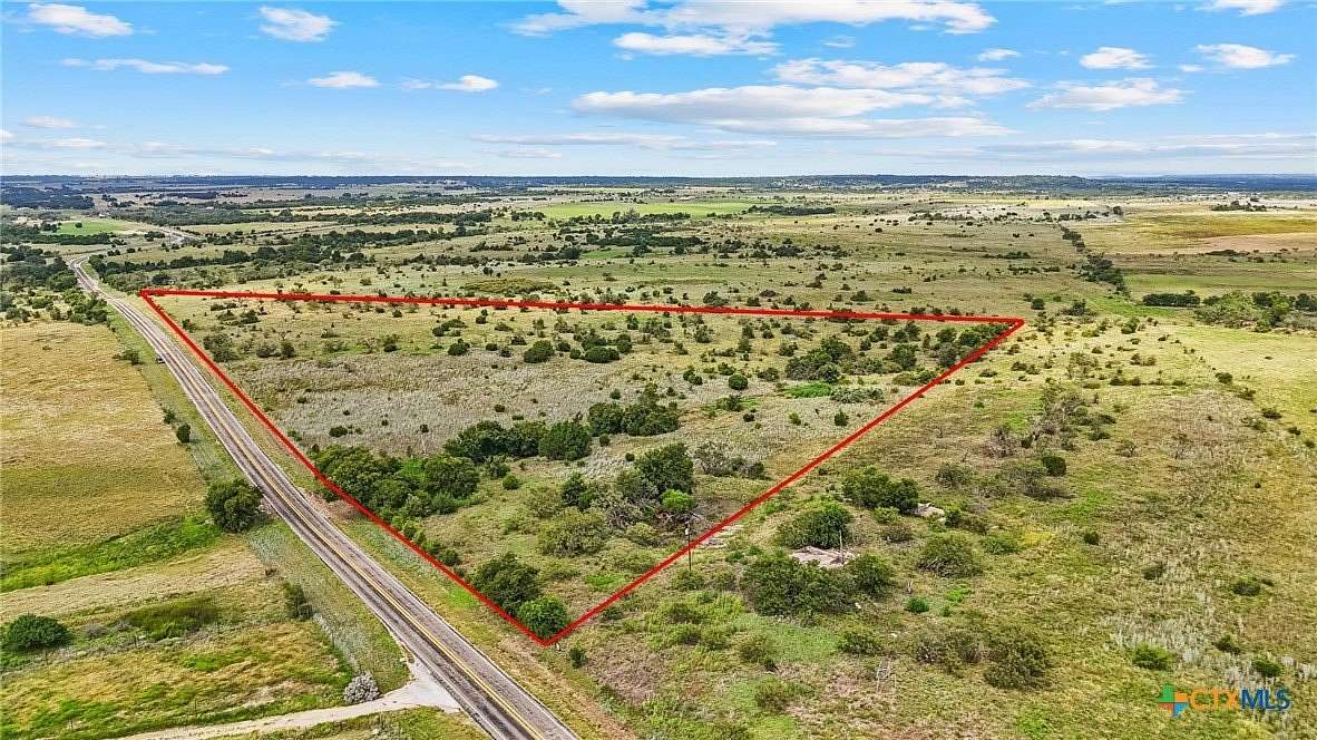14.4 Acres of Agricultural Land for Sale in Hamilton, Texas