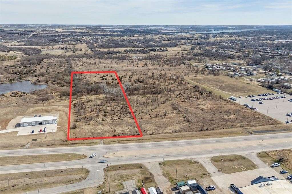 8.72 Acres of Land for Sale in Ponca City, Oklahoma