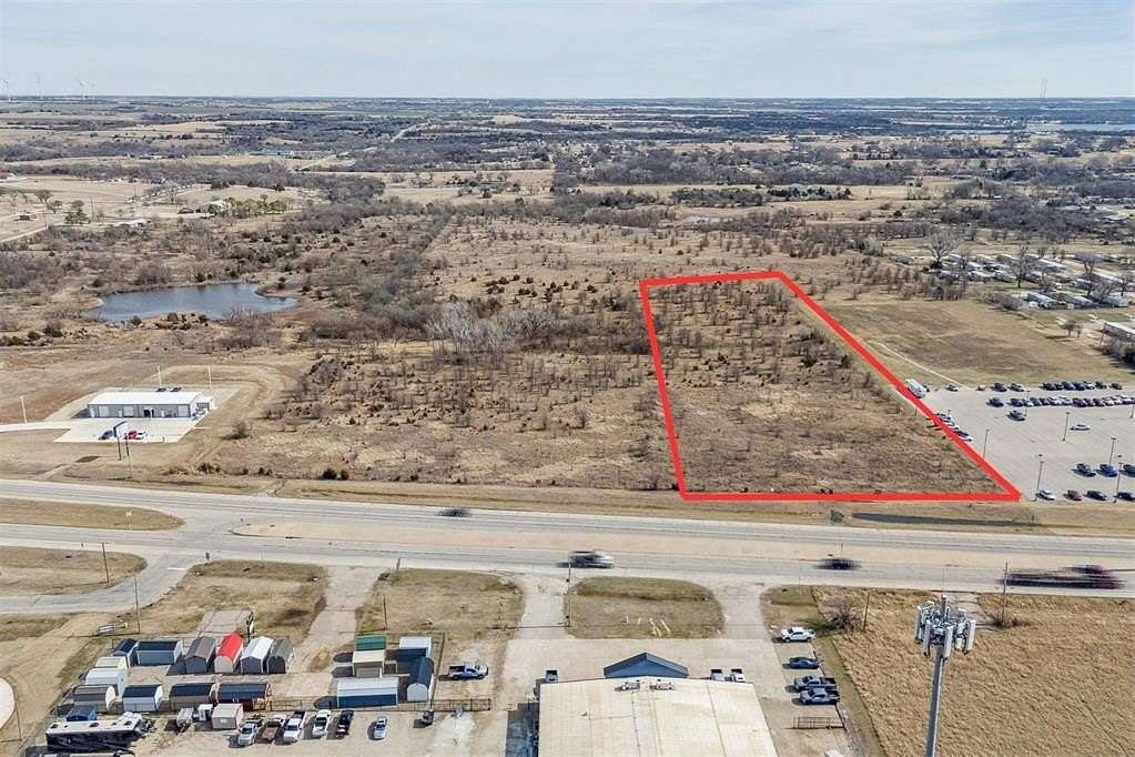 8.72 Acres of Land for Sale in Ponca City, Oklahoma