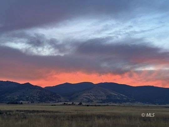 30 Acres of Agricultural Land for Sale in Davis Creek, California