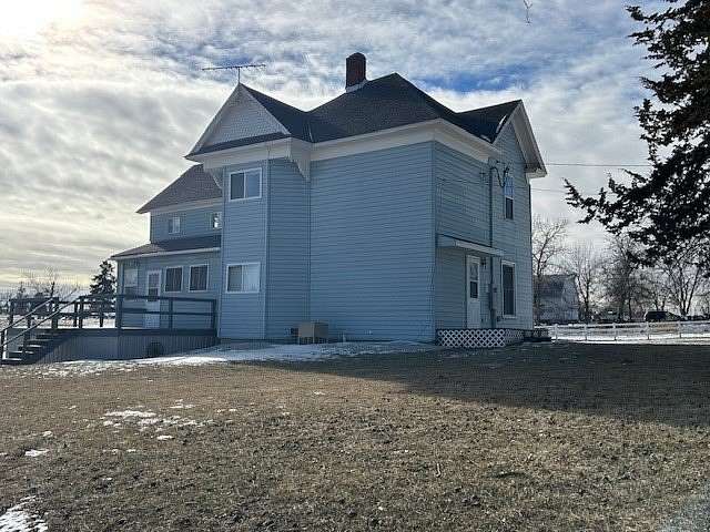 1.8 Acres of Residential Land with Home for Sale in Toledo, Iowa