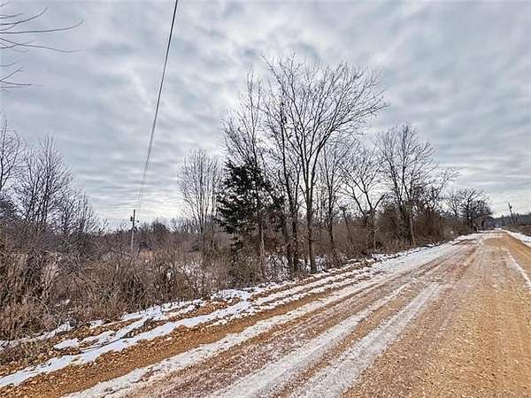 7.48 Acres of Residential Land for Sale in Hulbert, Oklahoma