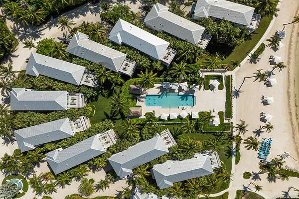 7.6 Acres of Improved Mixed-Use Land for Sale in Upper Matecumbe Key, Florida