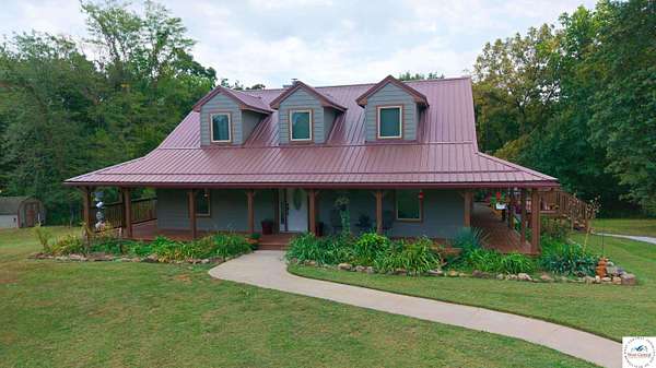 30 Acres of Recreational Land with Home for Sale in Smithton, Missouri