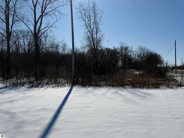 17.6 Acres of Mixed-Use Land for Sale in Mount Pleasant, Michigan