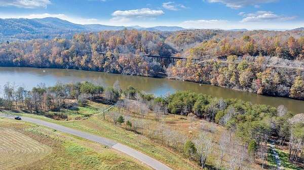 0.96 Acres of Residential Land for Sale in Hardy, Virginia
