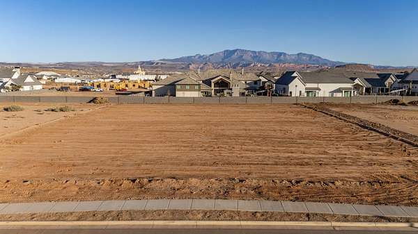 0.98 Acres of Residential Land for Sale in St. George, Utah