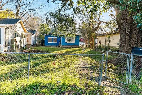0.13 Acres of Land for Sale in Baton Rouge, Louisiana