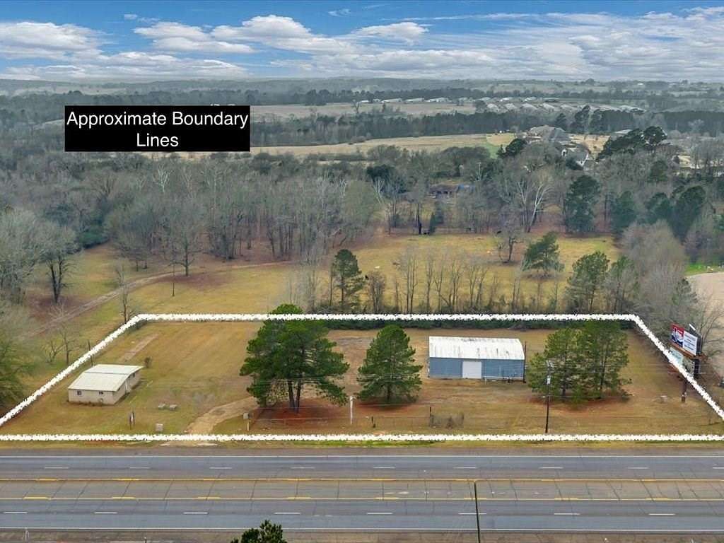 2 Acres of Improved Commercial Land for Sale in Nacogdoches, Texas