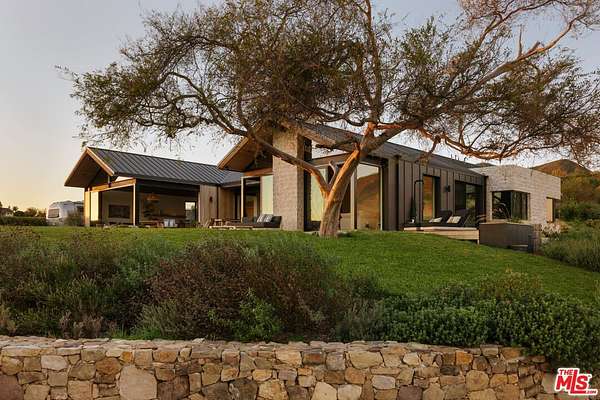 1.8 Acres of Residential Land with Home for Lease in Malibu, California