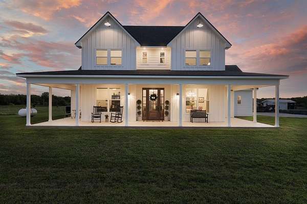 4 Acres of Residential Land with Home for Sale in Gholson, Texas