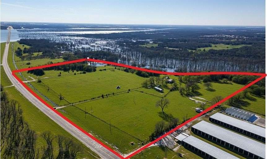 18.7 Acres of Land for Sale in Telephone, Texas