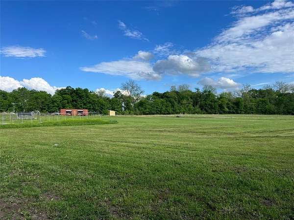8.67 Acres of Residential Land for Sale in Honey Grove, Texas