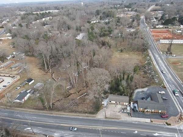 3 Acres of Residential Land for Sale in Chesnee, South Carolina