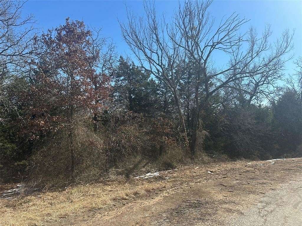 5 Acres of Residential Land for Sale in Springtown, Texas