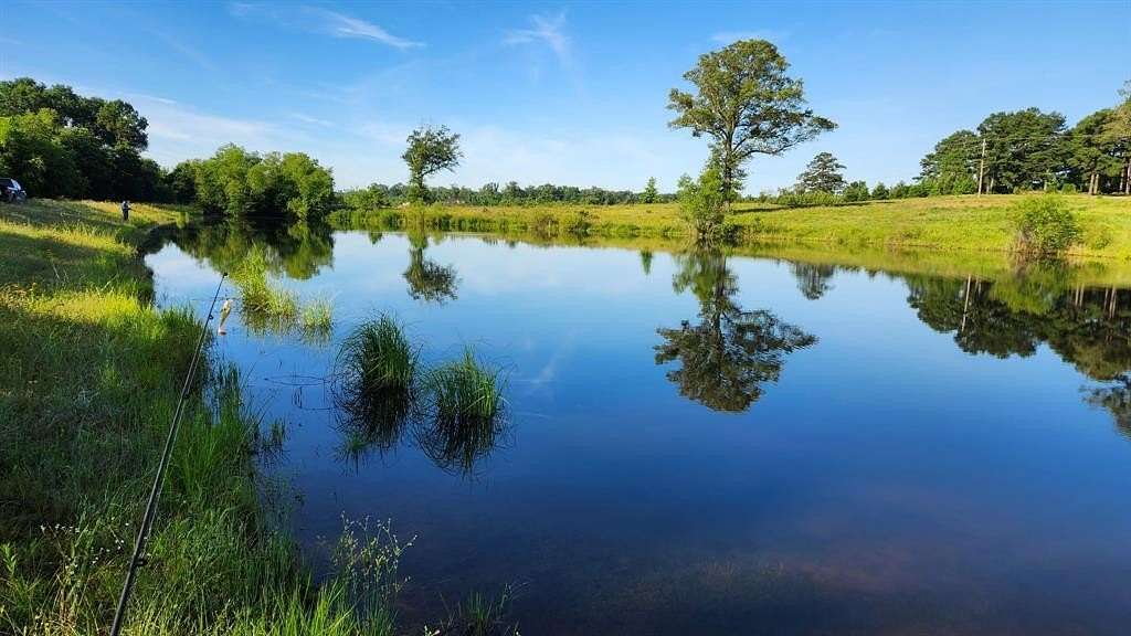 18 Acres of Land for Sale in Longview, Texas