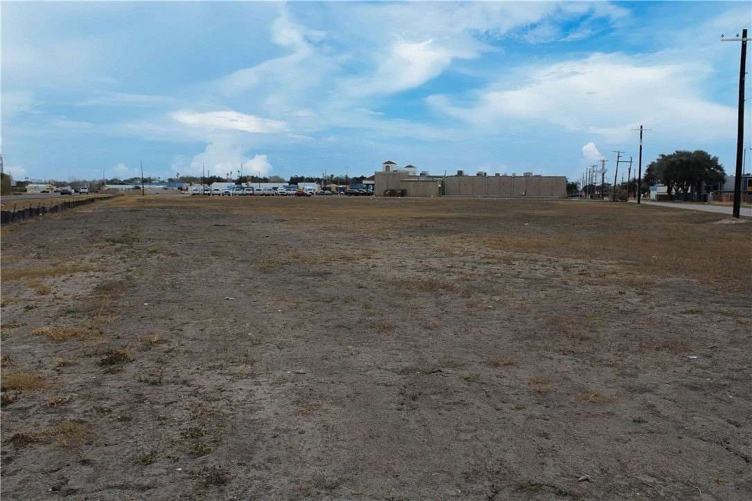 2.38 Acres of Commercial Land for Sale in Kingsville, Texas
