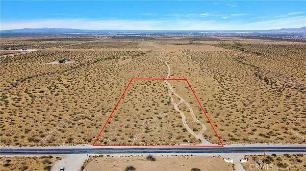 5 Acres of Residential Land for Sale in Victorville, California
