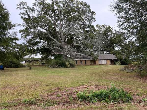 96 Acres of Agricultural Land with Home for Sale in Magnolia, Mississippi