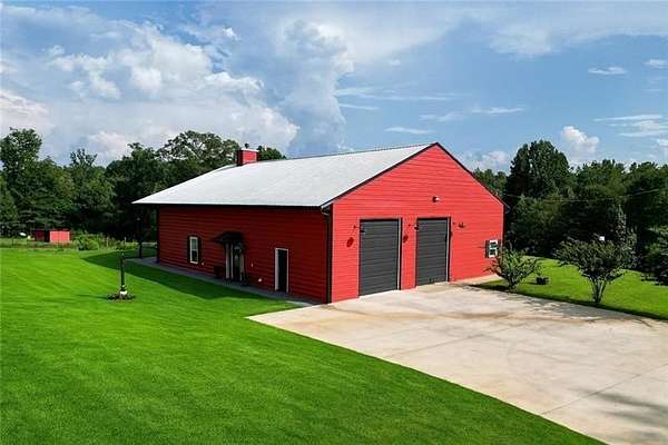 5 Acres of Residential Land with Home for Sale in Danielsville, Georgia