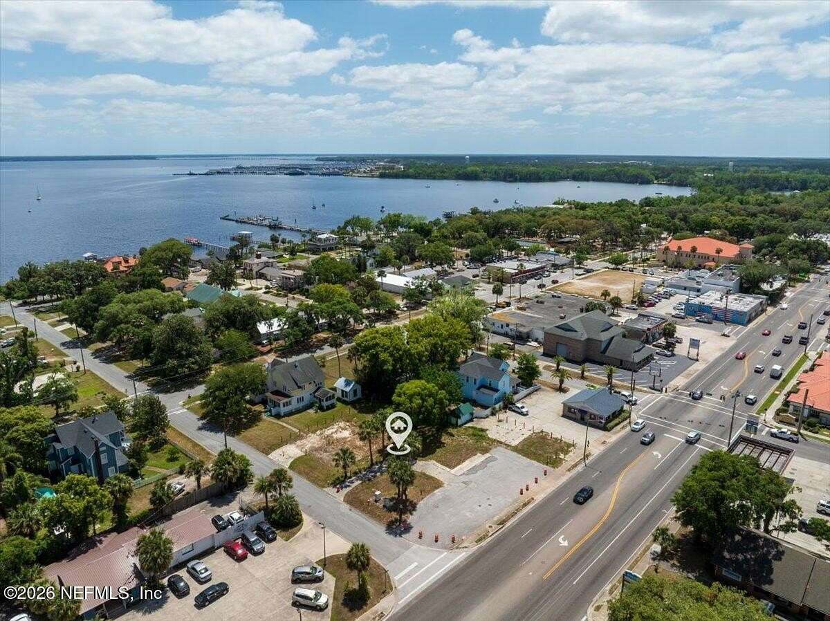 0.51 Acres of Commercial Land for Sale in Green Cove Springs, Florida